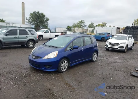 2011 Honda Fit Sport из США, поврежденный, VIN JHMGE8H55BC019609